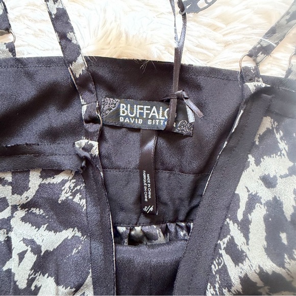 Buffalo David Bitton Black and Gray Animal Print Camisole - Picture 2 of 3